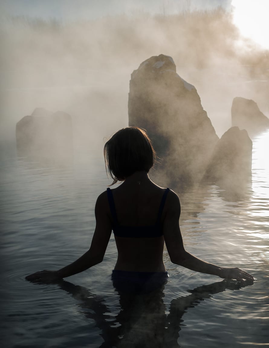 Cliente de dos dans un spa extérieur